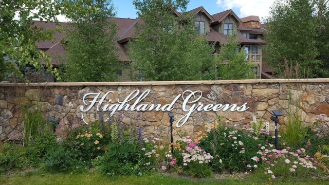 Condo in Highland Greens Lodge, Breckenridge, CO — photo 1 (MLS S1057425)