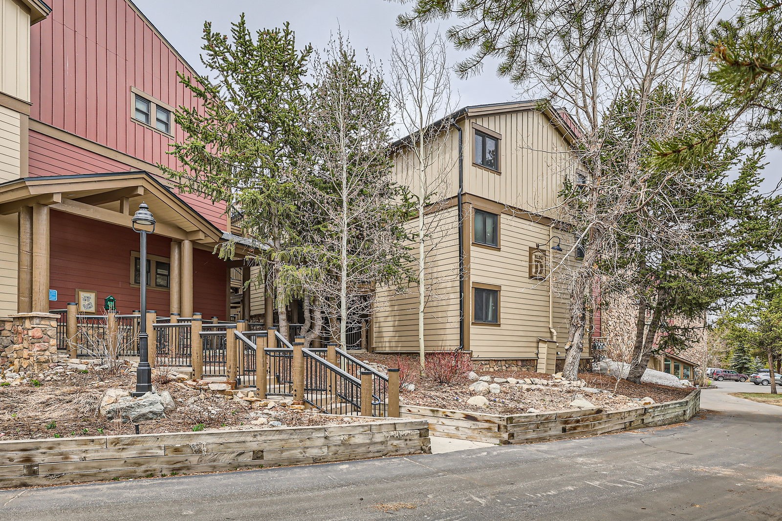 325 Four O Clock Road 303, Breckenridge, CO — main photo