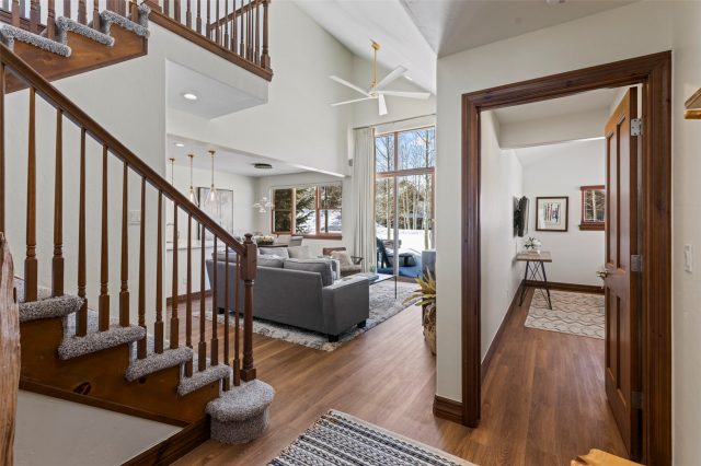 17 Linden Lane photo 21