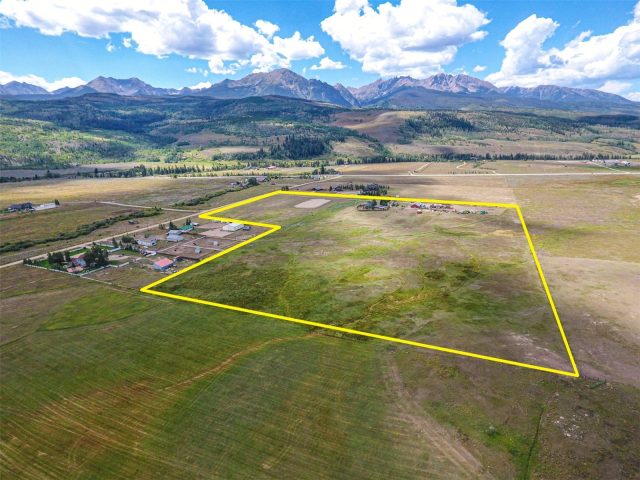 Home in Avery Acres Sub, Silverthorne, CO — photo 1 (MLS S1057850)