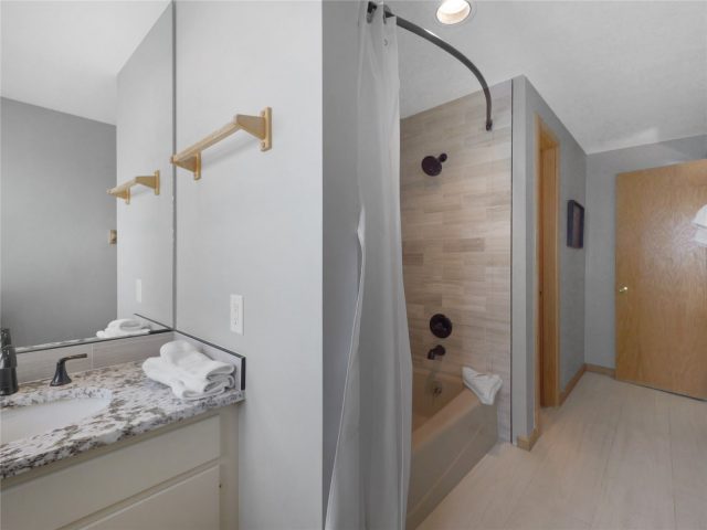 203 Gentian Road photo 24