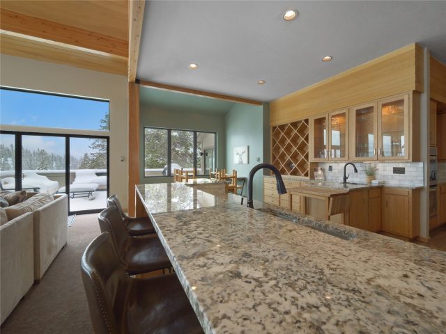203 Gentian Road photo 7