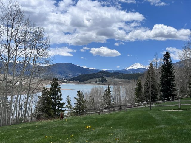 Condo in Yacht Club Condo, Dillon, CO — photo 3 (MLS S1058179)