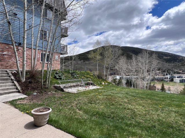 Condo in Yacht Club Condo, Dillon, CO — photo 6 (MLS S1058179)