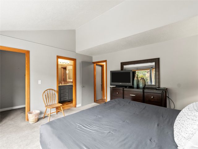 22320 Us Highway 6 1761 photo 23