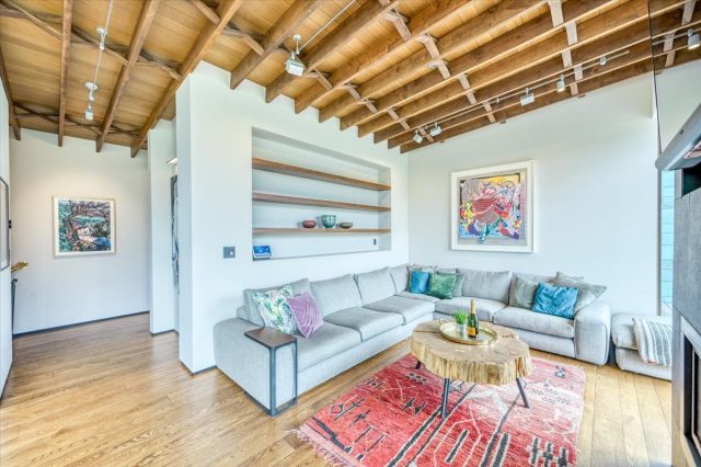 421 Z Road photo 14