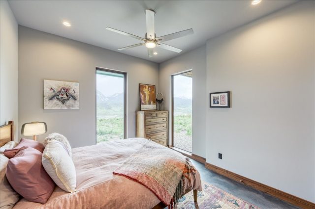 421 Z Road photo 31
