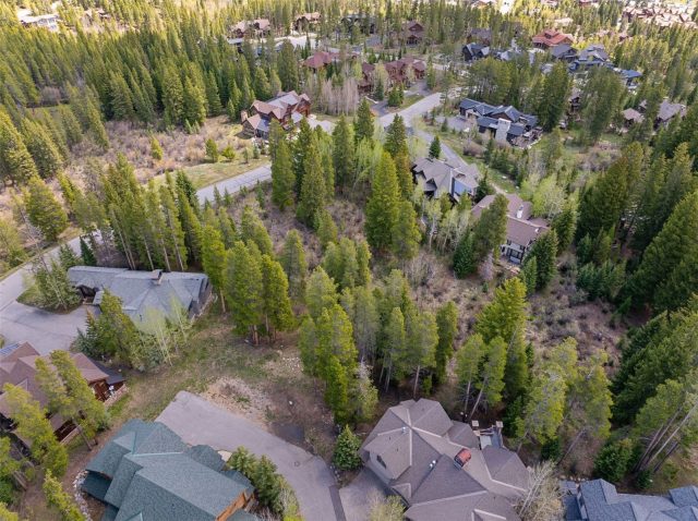 28 Tall Pines Drive photo 8