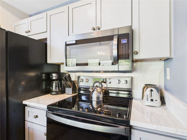 27 Lake Ridge Circle 1842 photo 10