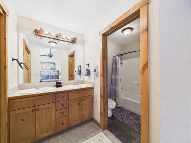 27 Lake Ridge Circle 1842 photo 28
