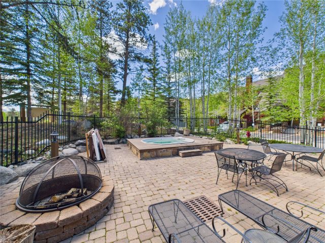 27 Lake Ridge Circle 1842 photo 35