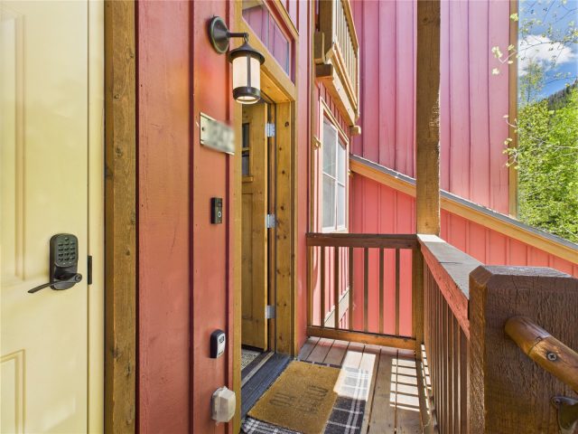 Condo in Seasons At Keystone Condo, Keystone — photo 5 Condo in Seasons At Keystone Condo, Keystone, CO — photo 5 (MLS S1059635)