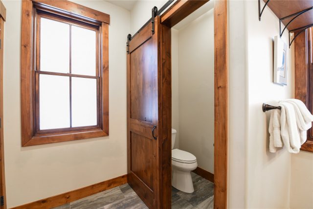 302 N Main Street photo 12