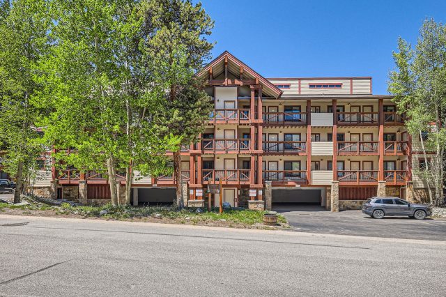 Condo in Tannenbaum By The River, Breckenridge, CO — photo 1 (MLS S1059673)