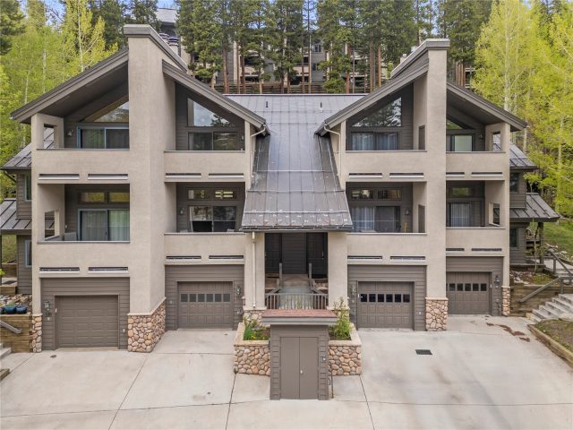 Townhome in Chimney Ridge Townhomes, Breckenridge, CO — photo 1 (MLS S1059696)