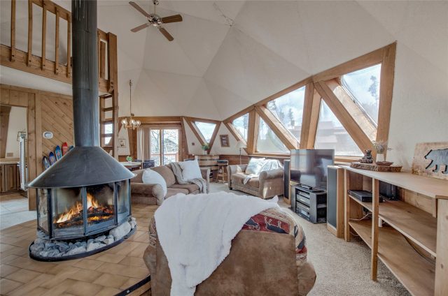 Home in Wildernest Sub, Silverthorne, CO — photo 4 (MLS S1059736)