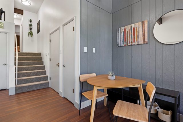 100 N Gold Flake Terrace A photo 19