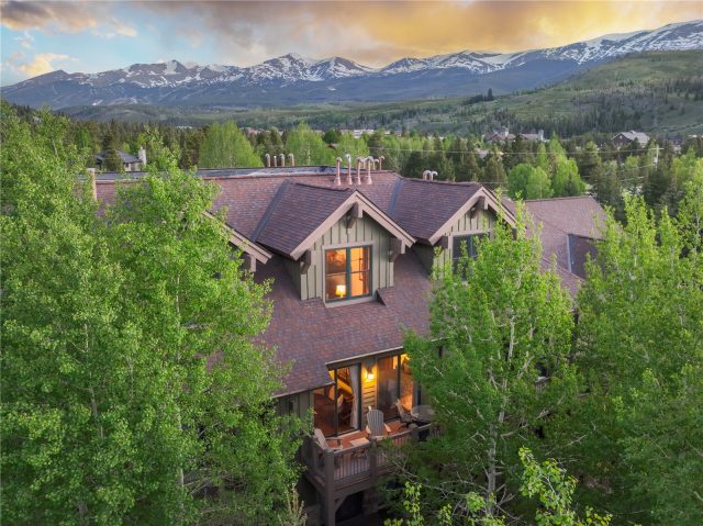 Condo in Highland Greens Lodge, Breckenridge, CO — photo 1 (MLS S1059866)