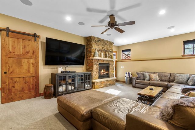 114 Luisa Drive photo 22