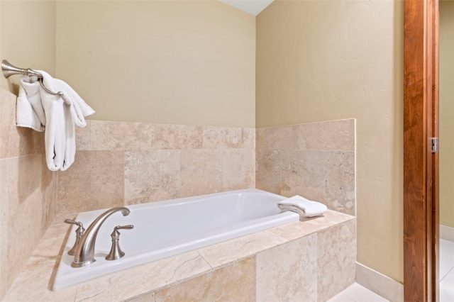 1521 Ski Hill Road 8313 photo 28