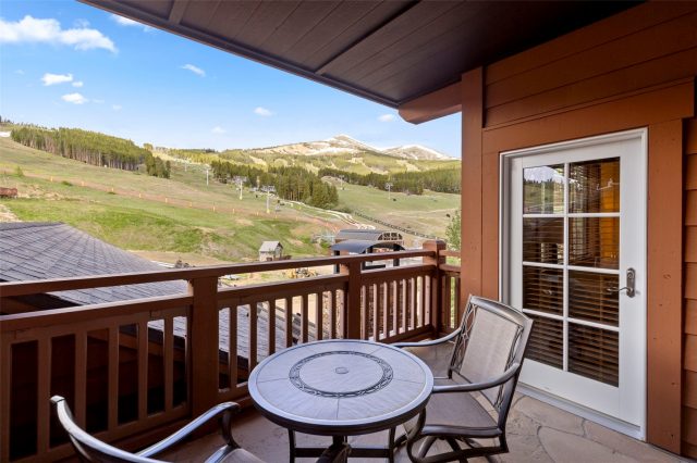 Condo in One Ski Hill Place, Breckenridge, CO — photo 4 (MLS S1061106)