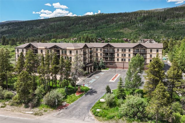 Condo in Oro Grande Lodge, Dillon — photo 1 Condo in Oro Grande Lodge, Dillon, CO — photo 1 (MLS S1061182)