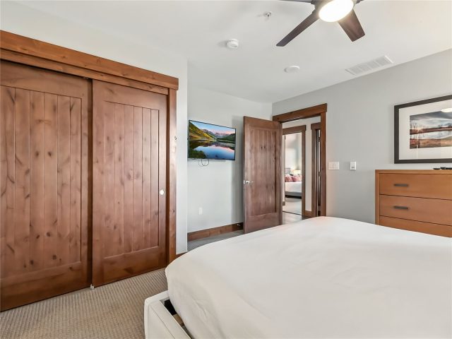 1521 Ski Hill Road 8424 photo 24