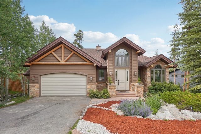 368 Black Hawk Circle, Silverthorne, CO — main photo