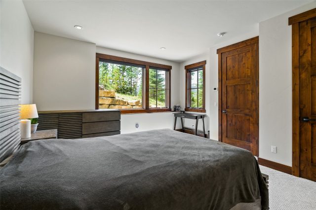 455 Highfield Trail photo 22