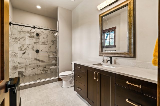 455 Highfield Trail photo 44