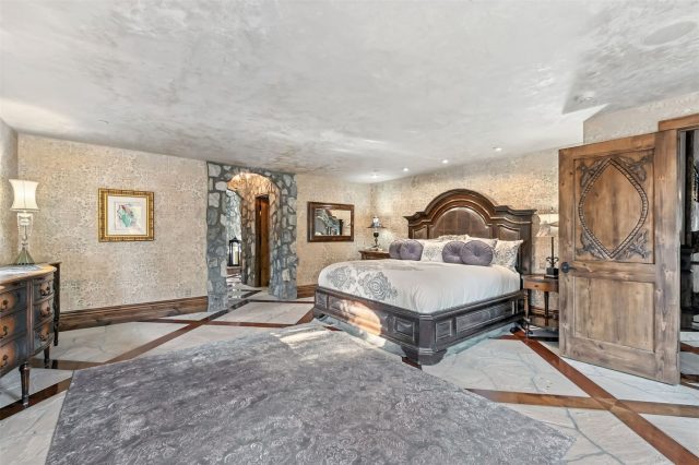 165 River Park Drive photo 24