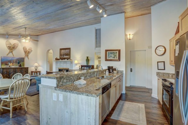 Timeshare in Tyra Sub, Breckenridge, CO — photo 3 (MLS S1061442)