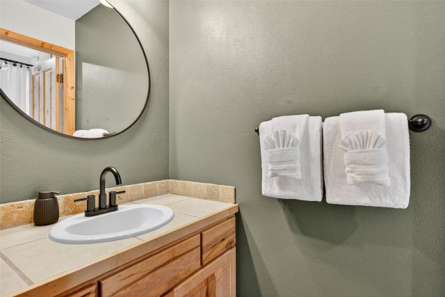 260 Ski Hill Road 6 photo 17
