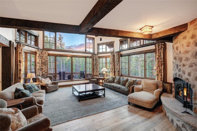 456 Peerless Drive photo 10