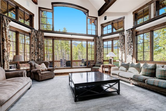 456 Peerless Drive photo 11