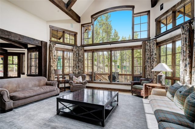 456 Peerless Drive photo 12