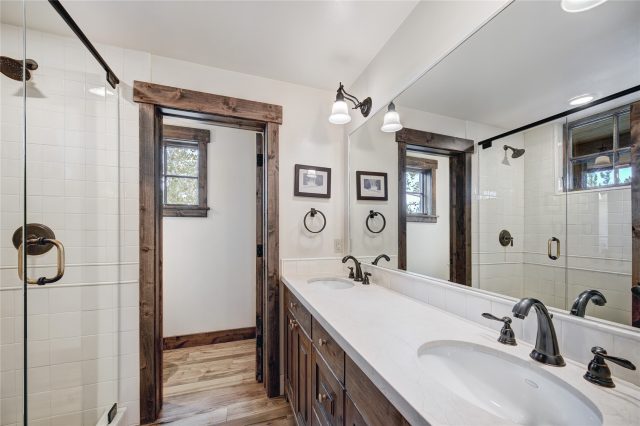 456 Peerless Drive photo 31