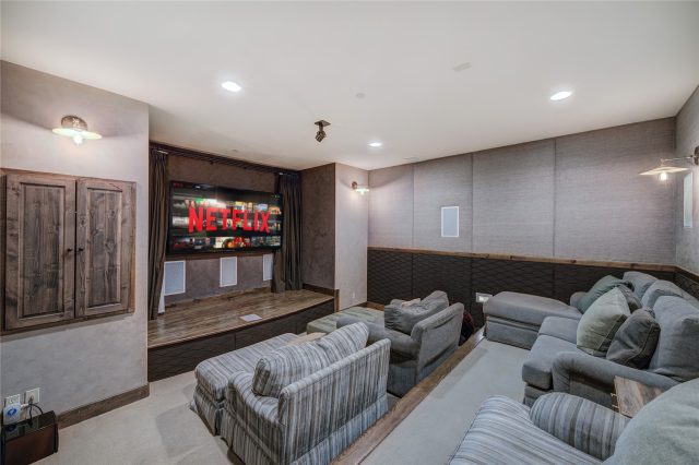 456 Peerless Drive photo 39