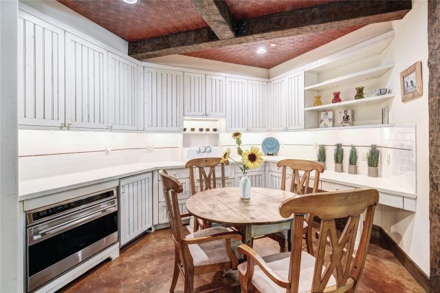 456 Peerless Drive photo 40
