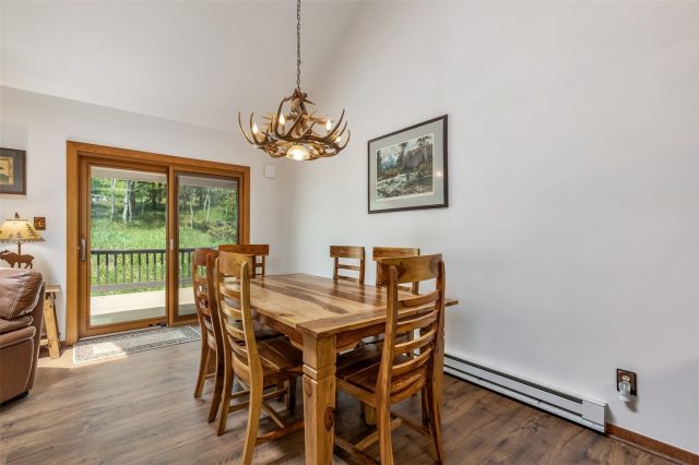 132 Burgundy Circle photo 11