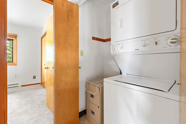 132 Burgundy Circle photo 36