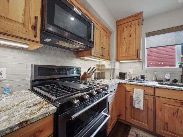 Townhome in Fox Hollow Townhomes, Silverthorne, CO — photo 4 (MLS S1061662)