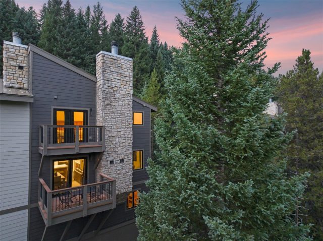 Townhome in Trappeur Villas Condo, Breckenridge, CO — photo 1 (MLS S1061794)