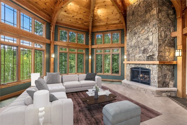 Home in Eagles Nest Golf Course Sub, Silverthorne, CO — photo 5 (MLS S1062078)