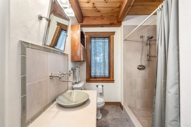 273 Two Cabins Drive photo 9