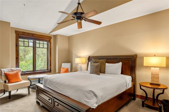 600 Columbine Road 5310 photo 12