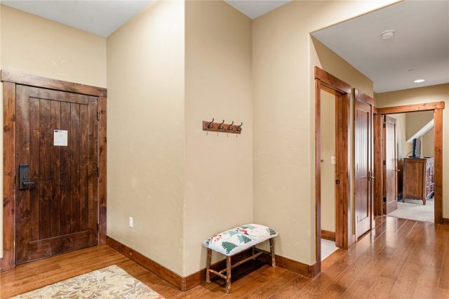 600 Columbine Road 5310 photo 16