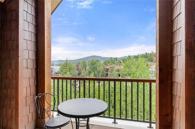 600 Columbine Road 5310 photo 24