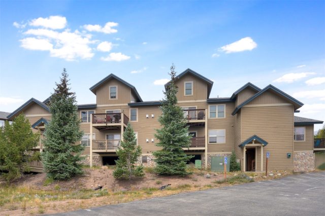 Condo in Prospector Village, Silverthorne, CO — photo 1 (MLS S1062149)