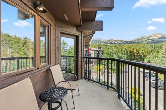 Condo in Woods Manor, Breckenridge, CO — photo 1 (MLS S1062186)